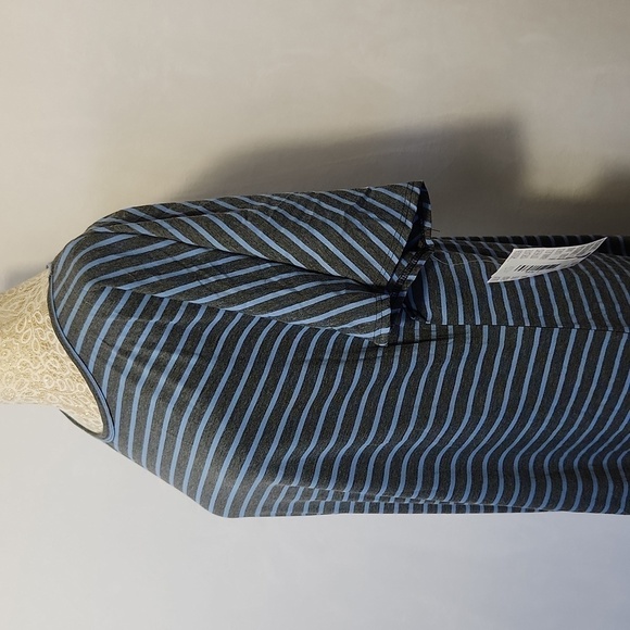 Lularoe Women's Grey Blue Striped Short Cap Sleeve Stretch Shirt Maxie Size L - Picture 6 of 12